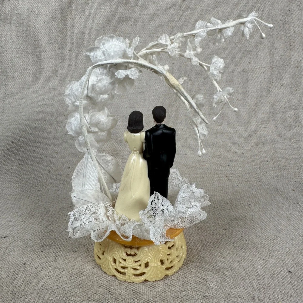 Vintage Bride and Groom Wedding Cake Topper Floral Arch Lace Base 6 Inch